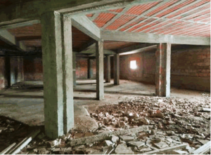 Espaço amplo dos Armazéns-à-Venda-em-Estremoz-fachada.jpg