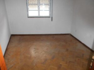 Quarto no do 1º andar da moradia em Celorico da Beira