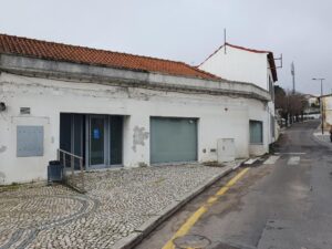 Fachada da Loja comercial no centro de Vila Nova da Barquinha.
