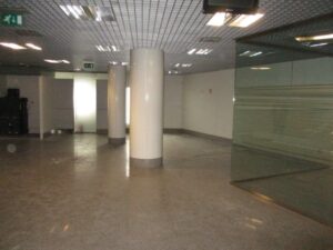 Interior da loja disponível para venda em Santa Marinha e São Pedro da Afurada
