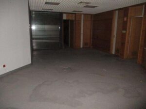 Loja ampla em Paços de Ferreira, ideal para comércio ou escritório
