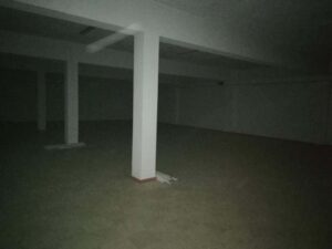 cave espaçosa da loja comercial em Vendas Novas