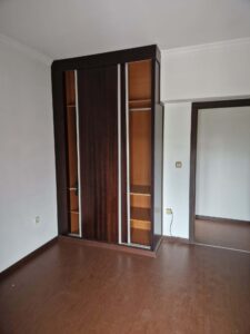 Quarto ideal para crianças ou escritório – Apartamento T4 Mirandela