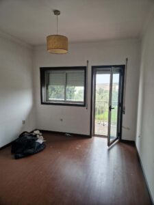 Quarto aconchegante com luz natural – T4 à venda em Mirandela