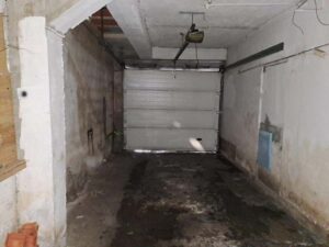 Garagem com portão automático